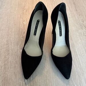 Alice + Olivia Black Pointed-Toe Suede Pumps, SIZE 40